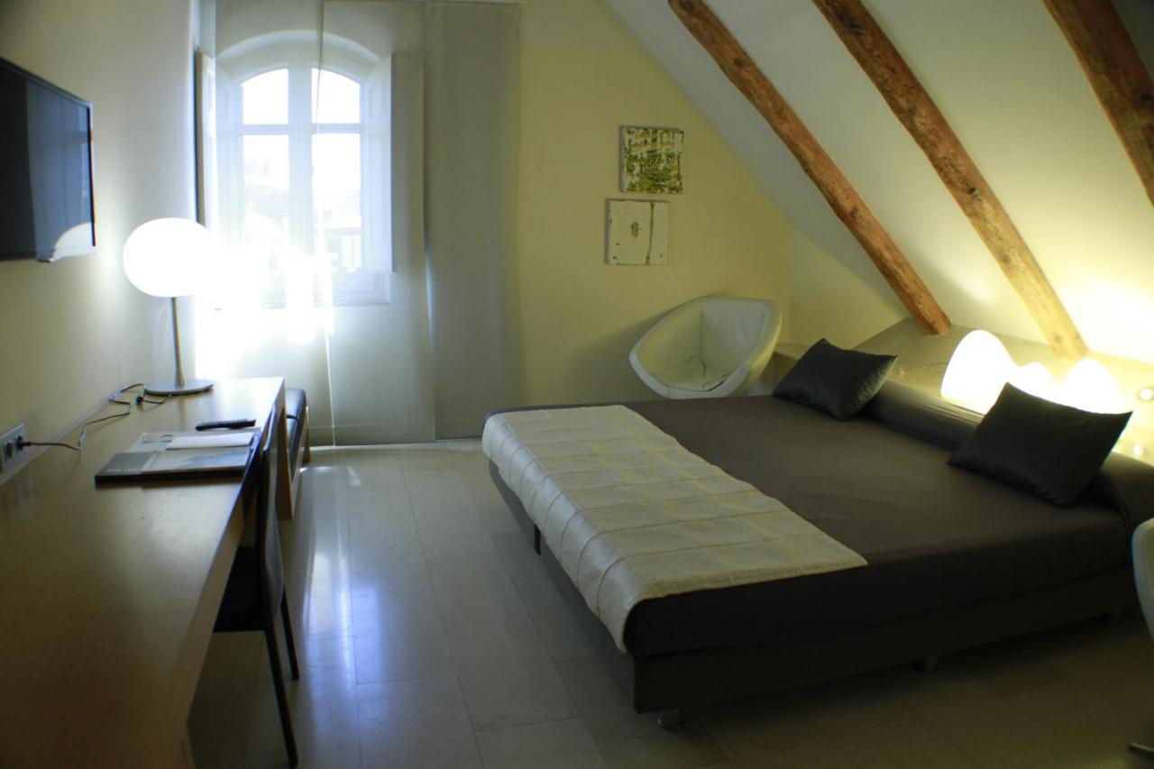 Hotel Sant Roc Solsona Buitenkant foto