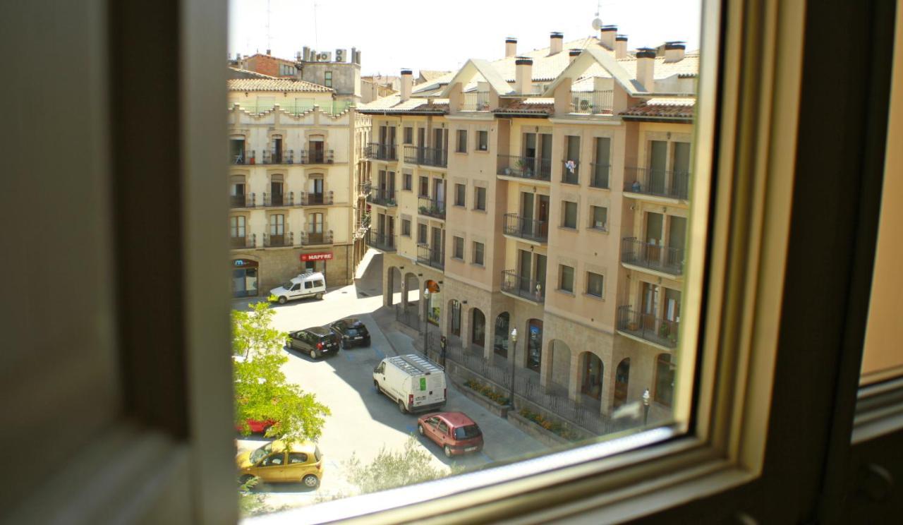 Hotel Sant Roc Solsona Buitenkant foto