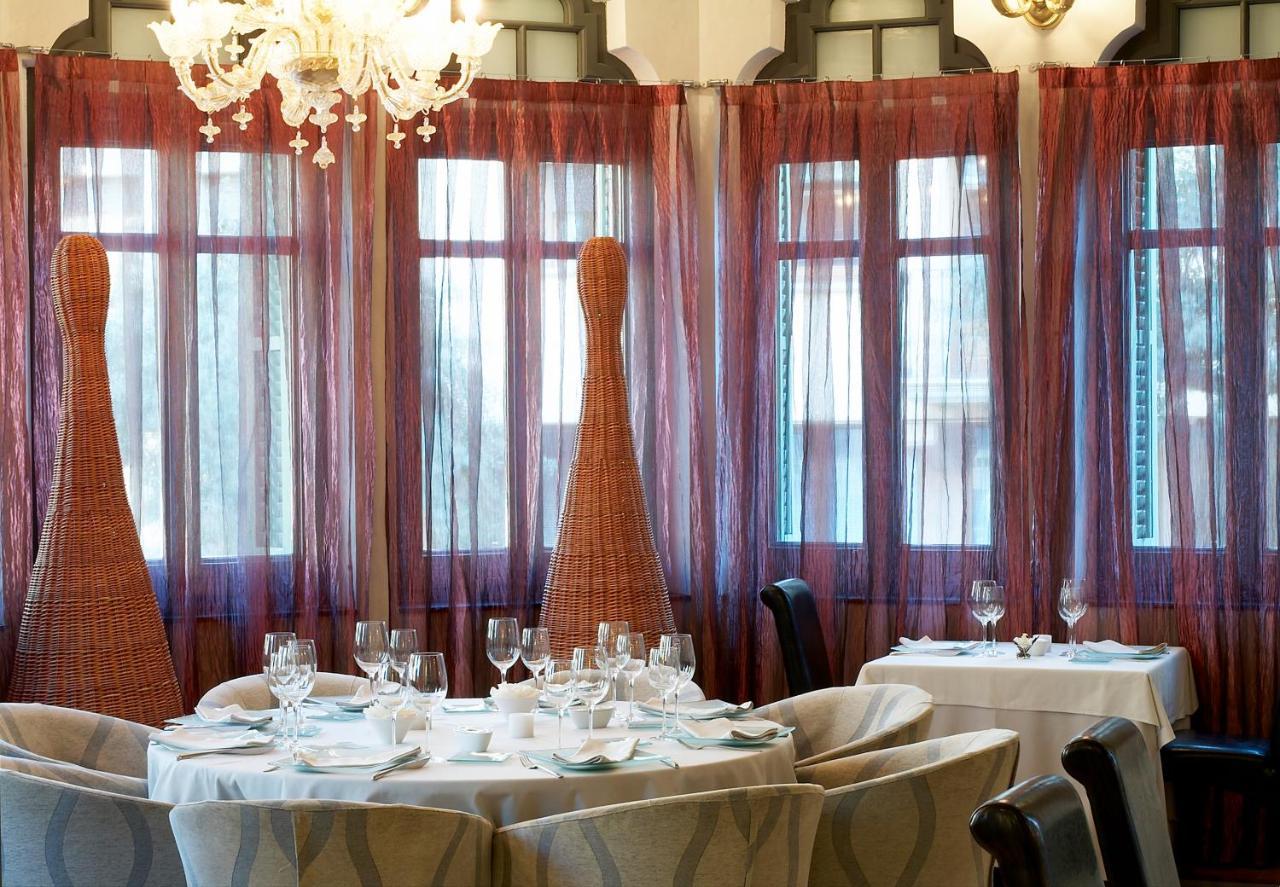 Hotel Sant Roc Solsona Buitenkant foto